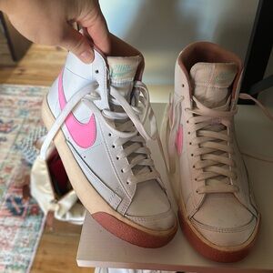 Nike Blazer mid rise